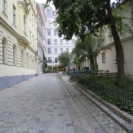 Ferienwohnungen Spittelberg Schrankgasse Viena Habitación foto